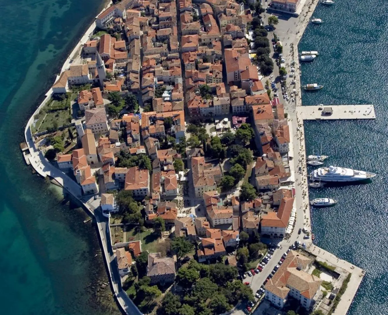 Apartment In Porec With Terrace, Air Conditioning, Wifi, Washing Machine 0*,  Kroatien